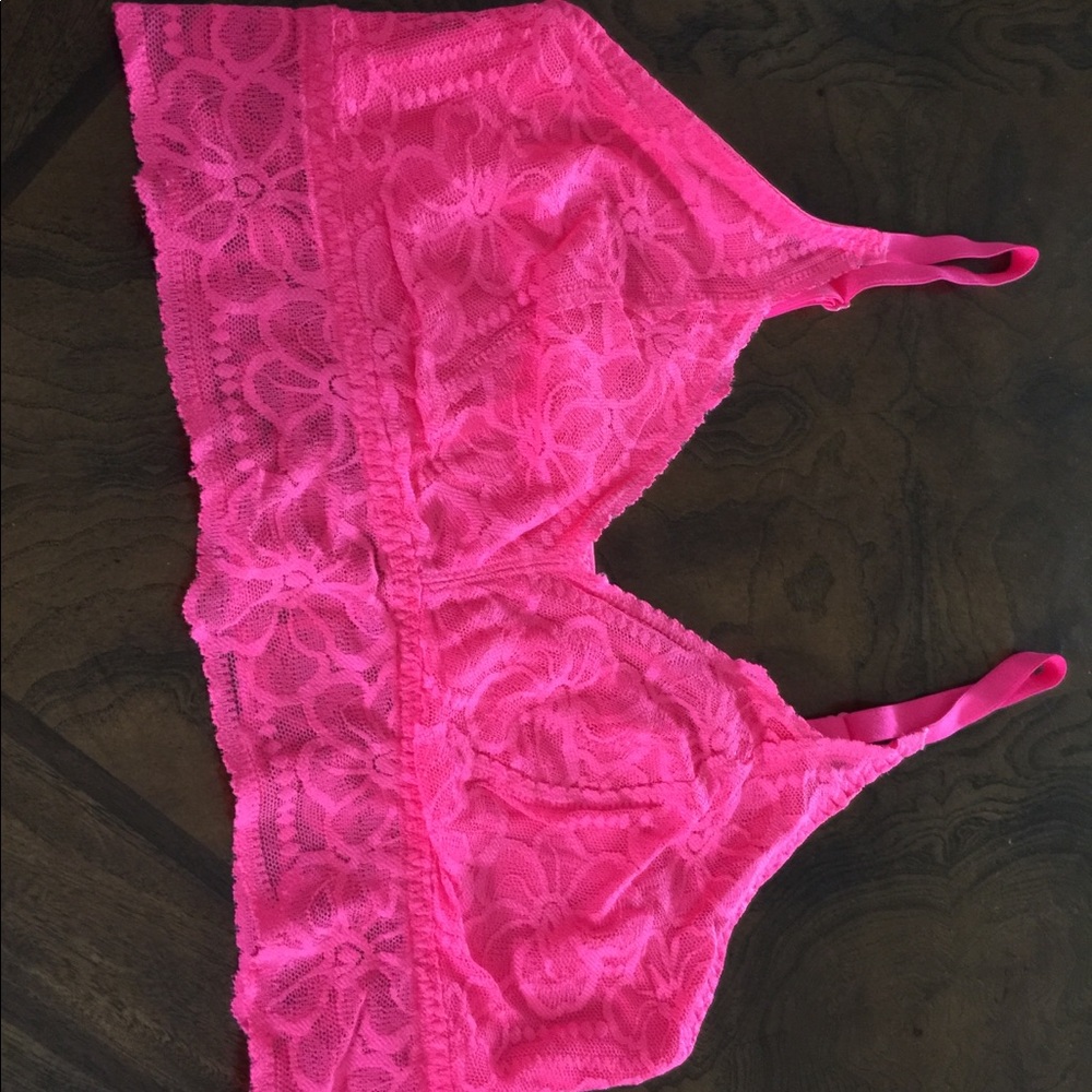 Victoria's Secret Bralettes 15 different colors - Picture 4 of 8